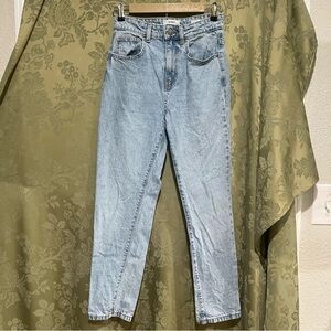 Cotton On Womens High Rise Mom Jeans Light Wash Size 4
